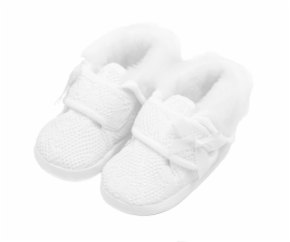 Kojenecké zimní capáčky ke křtu New Baby 3-6 m holka