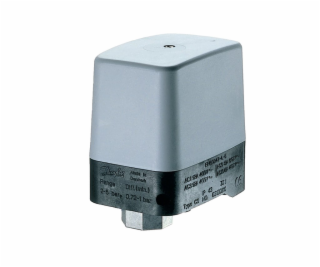 Danfoss tlakový spínač typ CS 2-6 Bar 12A 1/2 (031E021066)