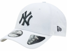 New Era  9TWENTY League Essentials New York Yankees Cap 60348840 bílá OSFM