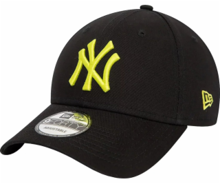 New Era  League Essentials 940 New York Yankees Cap 60435...